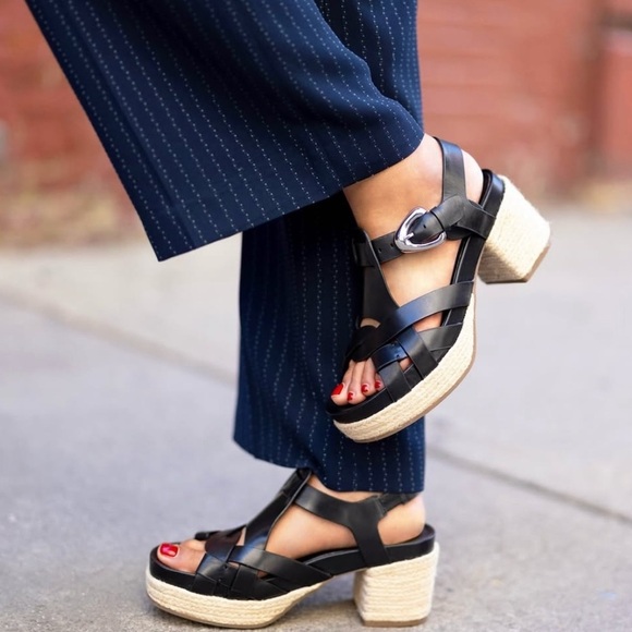 AEROSOLES Chatham Espadrille Block Heeled Platform Sandals in Tan Suede - Picture 2 of 12